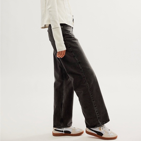 Levi’s Low Loose Jean - Picture 4 of 5